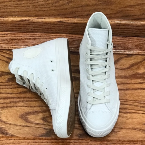 Converse CTAS II Hi Buff Buff Gum Shoes - Picture 4 of 8